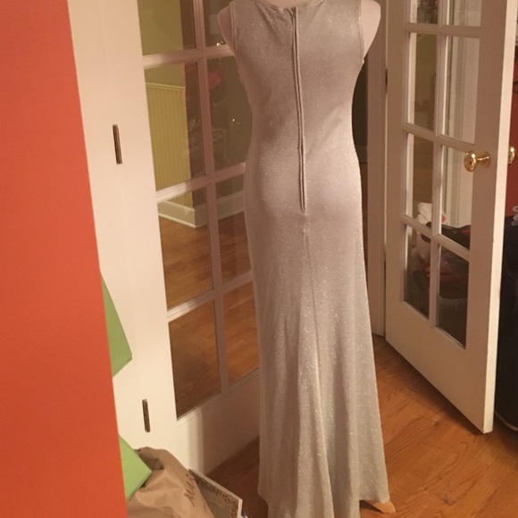 SOLD/TRADED Tadashi Metallic Slimming/Stunning Max - Picture 3 of 4