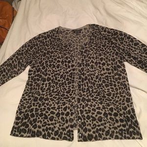 Cashmere cardigan black leopard print