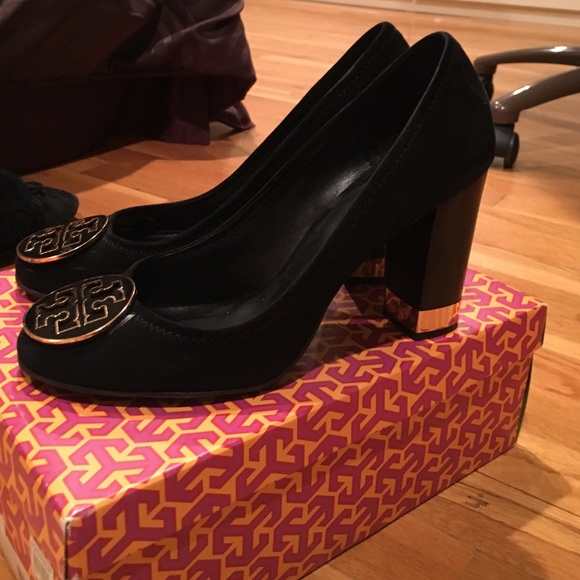 Tory Burch classic black suede pump with gold