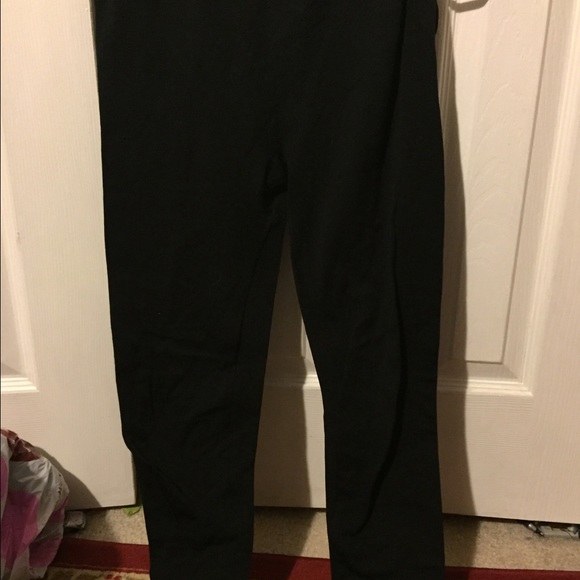 Black leggings