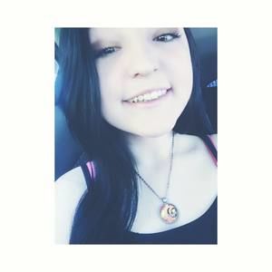 Meet your Posher, Alyssa