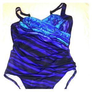 Brand new Miraclesuit swimsuit size 14
