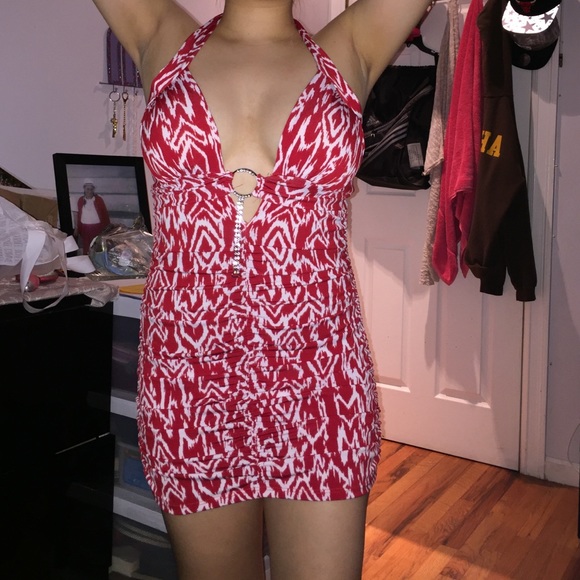 Papaya Dresses & Skirts - 🚫NO TRADES🚫 adjustable medium but could fit a S