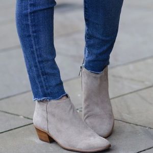 SAM EDELMAN Petty Booties