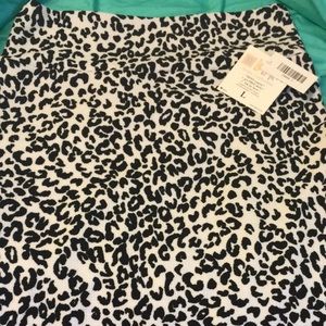 Lularoe Cassie skirt