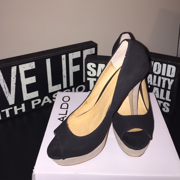 Aldo Peep Toe Heels - Picture 3 of 4