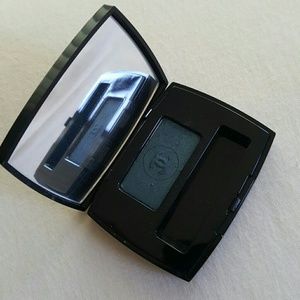 CHANEL 74 bois bleu eyeshadow