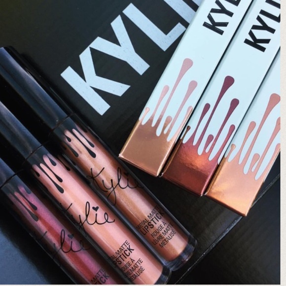 ✨💄 Kylie Cosmetics Metal Lipstick "Reign" 💄✨