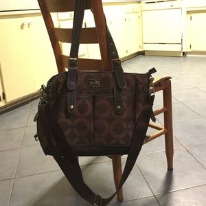 Knock off coach purse