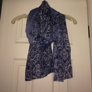 blue and white printed scarf