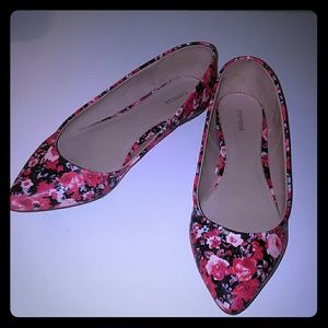 Floral flats