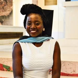 Meet your Posher, Maxine