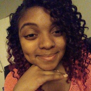 Meet your Posher, Sharice