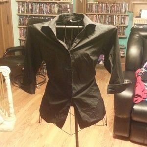 J.W.E. DESIGNS button up long sleeve blouse