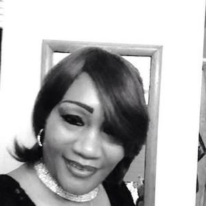 Meet your Posher, Carla