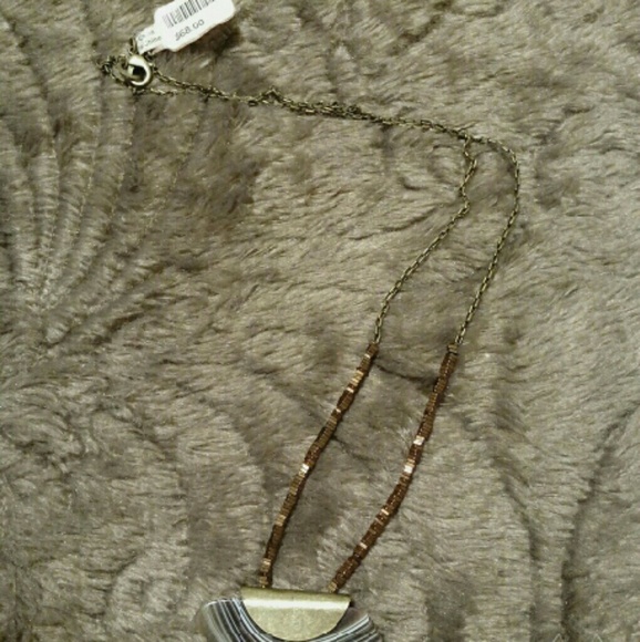 Alluring Necklace - Picture 3 of 3