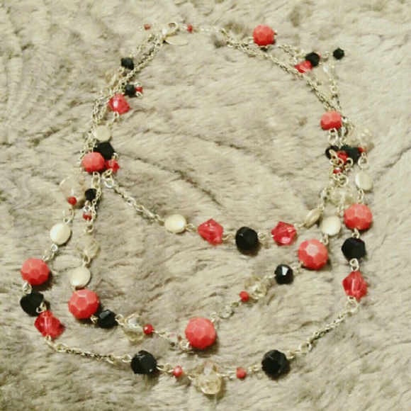 White House Black Market Necklace - Picture 1 of 2