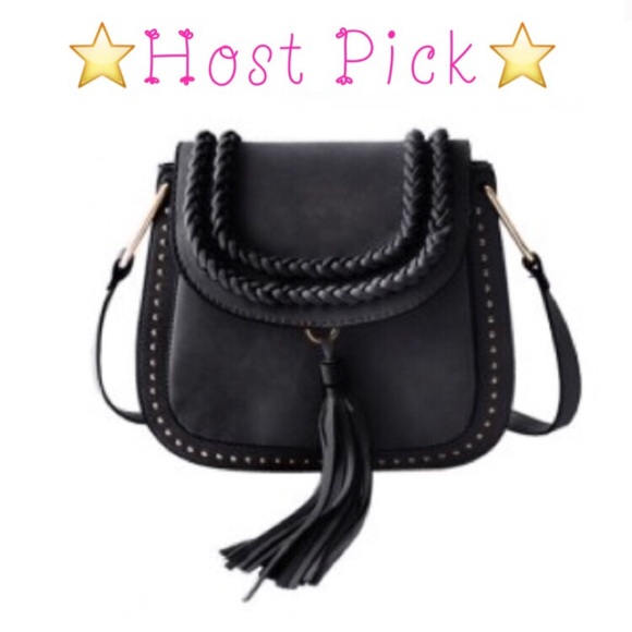 ⭐️HOST PICK⭐️ Tassel/Weaved Cross-Body Bag