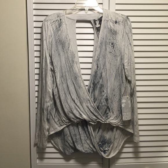 Never worn.