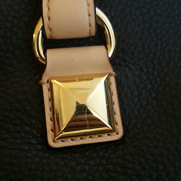 Extra pictures of Michael Kors bag - Picture 4 of 4