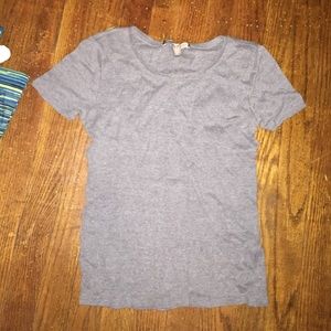 Grey tshirt