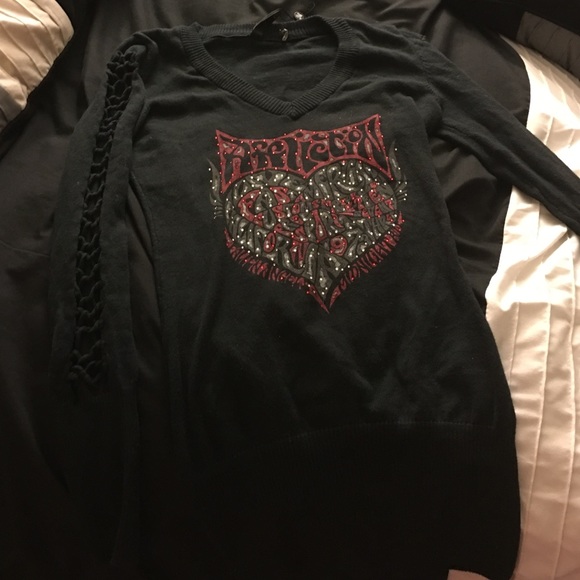 Long sleeve V neck sweater top