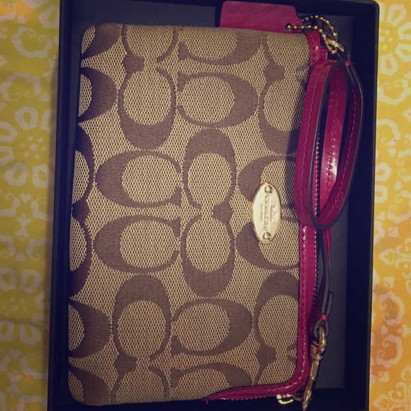 Coach wristlet