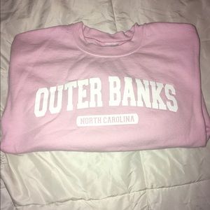 Outer banks sweatshirt (light pink)