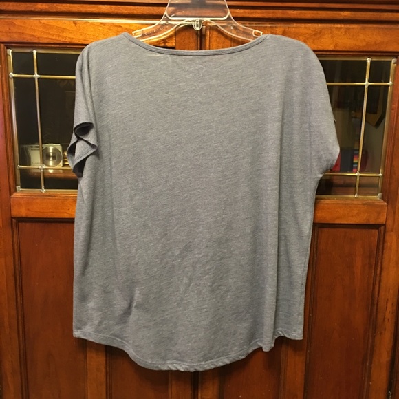 🚫SOLD🚫Cold Rush Blouse - Picture 2 of 3