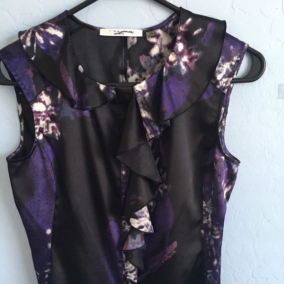 T Tahari blouse