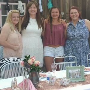 Meet your Posher, Whitney