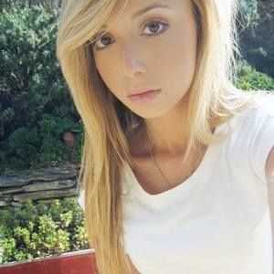 Meet your Posher, Abigail