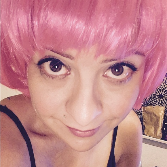 Meet your Posher, Eve - Picture 3 of 4