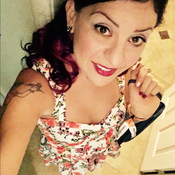 Meet your Posher, Eve - Picture 4 of 4