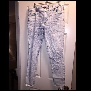 Express Skinny Jeans- acid wash denim