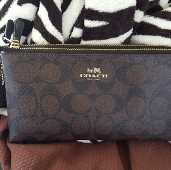 Coach Wristle bag