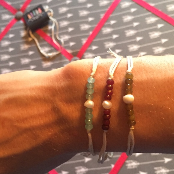 GORGEOUS WISH bracelets w/ IVORY string - Picture 2 of 4