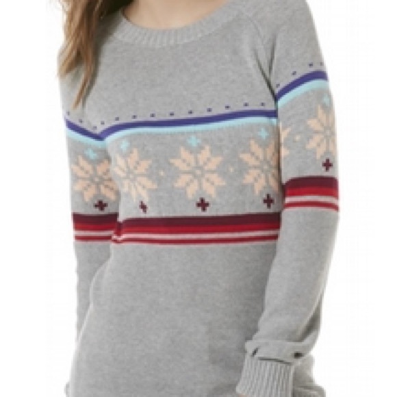 Soft knit sweater snowflake pattern - Picture 2 of 2