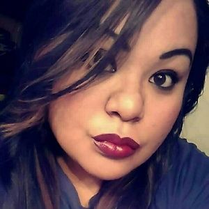 Meet your Posher, Cristal