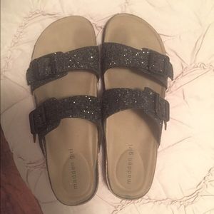 Steve Madden Black Glitter sandals!