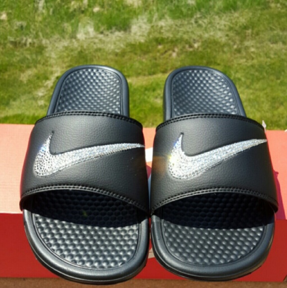 Nike swarovski