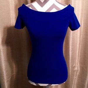 ⭐️MAKE OFFER⭐️Bebe Solid Royal blue stretchy top