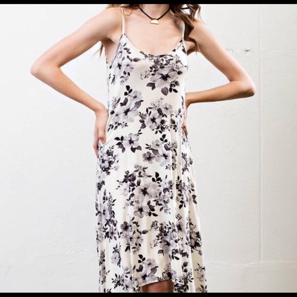 April Spirit high low dress - Picture 3 of 4