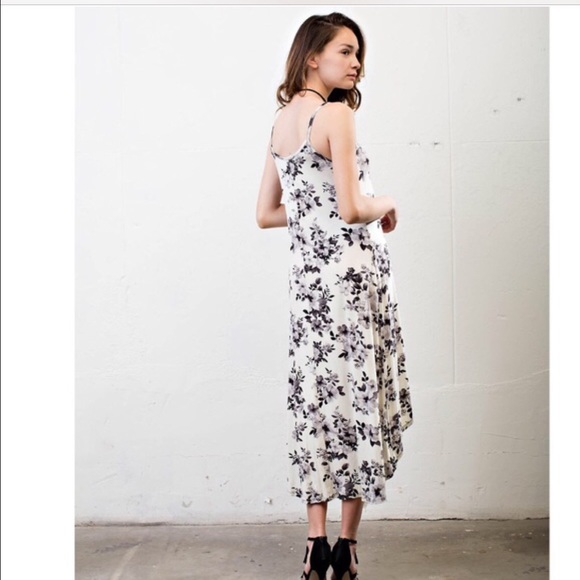April Spirit high low dress - Picture 4 of 4