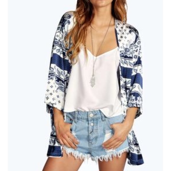 Silky Paisley Kimono
