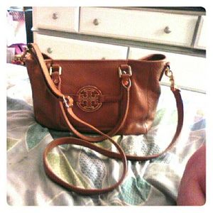 Tory burch purse!!!!
