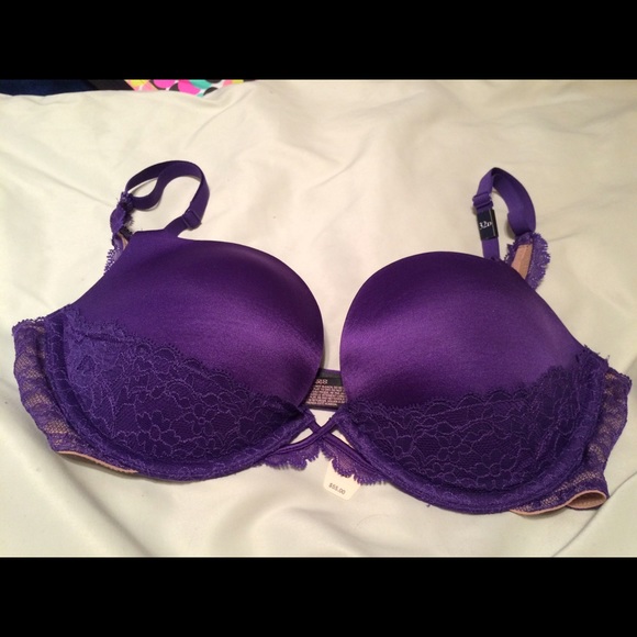 Sz 32D Victoria's Secret bra