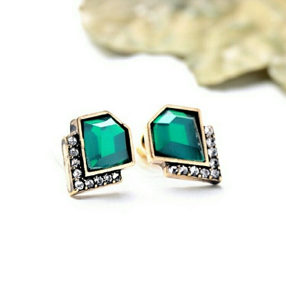 {Emerald Green Triangle Studs} - Picture 2 of 3