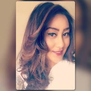 Meet your Posher, Malia