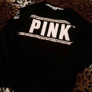 VS Pink Leopard Crew